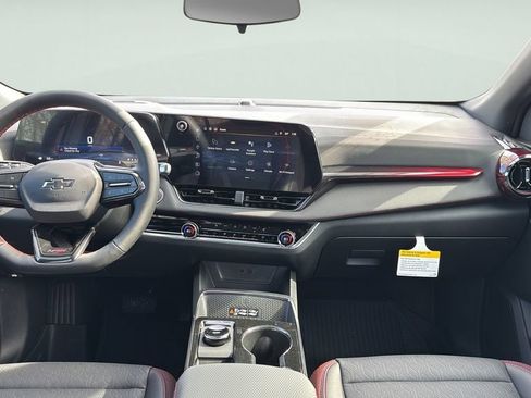 New 2026 Chevrolet Equinox RS w/ LPO, Floor Liner Package FWD image 12
