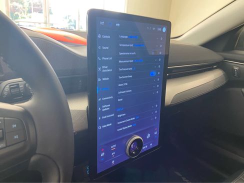 Used 2023 Ford Mustang Mach-E Select image 29