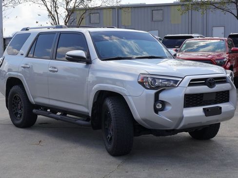 Used 2023 Toyota 4Runner SR5 Premium w/ Moonroof Package image 25