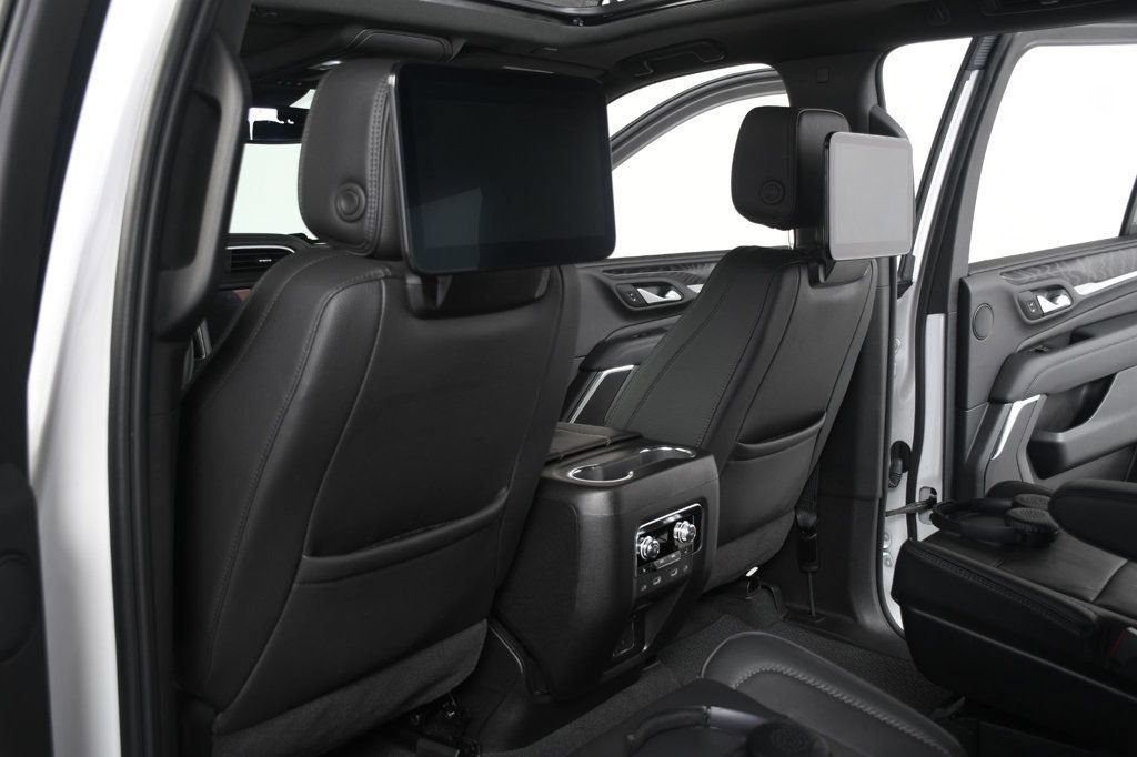 Used 2024 GMC Yukon XL Denali AWD/4WD image 33