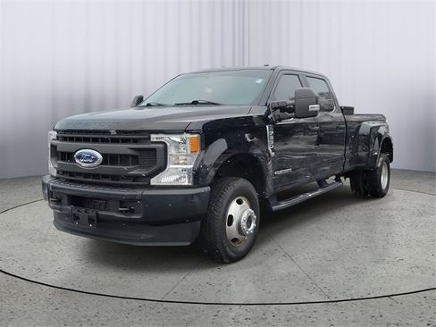 Used 2020 Ford F350 XL w/ Power Equipment Group image 4