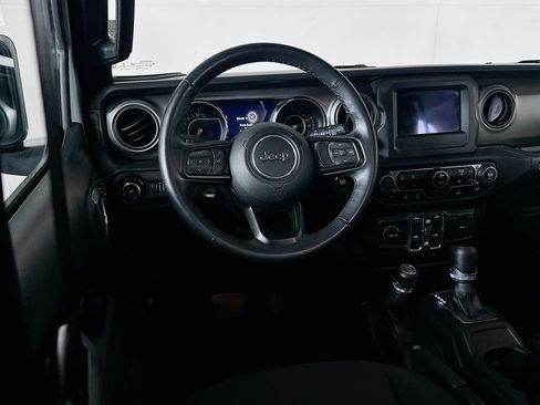 Used 2022 Jeep Wrangler Sport S image 17