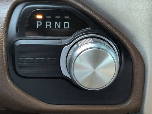 Used 2021 RAM 1500 Laramie RWD image 19