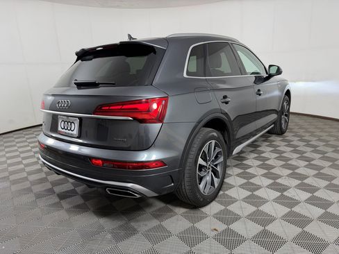 Certified 2023 Audi Q5 2.0T Premium w/ Convenience Package image 9