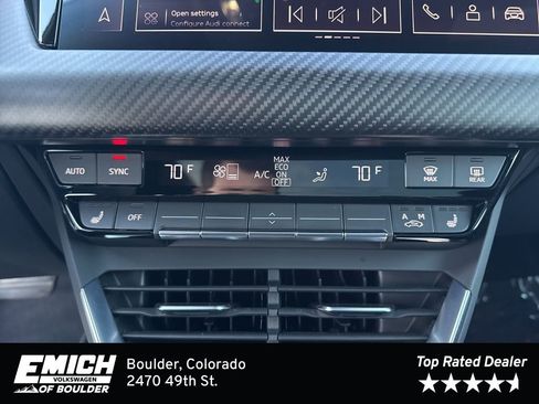 Used 2024 Audi e-tron GT Premium Plus w/ Performance Package image 19