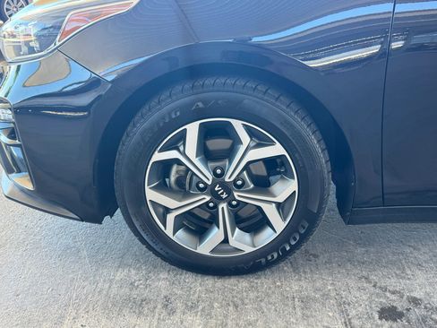 Used 2020 Kia Forte LXS image 9