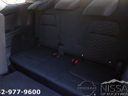 New 2026 Nissan Pathfinder SV image 12