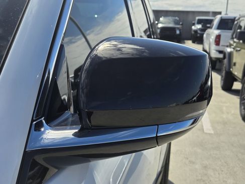 New 2025 Jeep Grand Cherokee Limited image 12