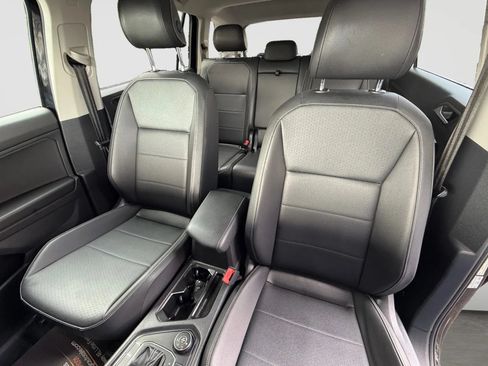 Used 2021 Volkswagen Tiguan SE w/ Panoramic Sunroof Package AWD/4WD image 13