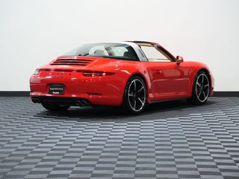 Used 2014 Porsche 911 Targa 4S AWD/4WD image 6