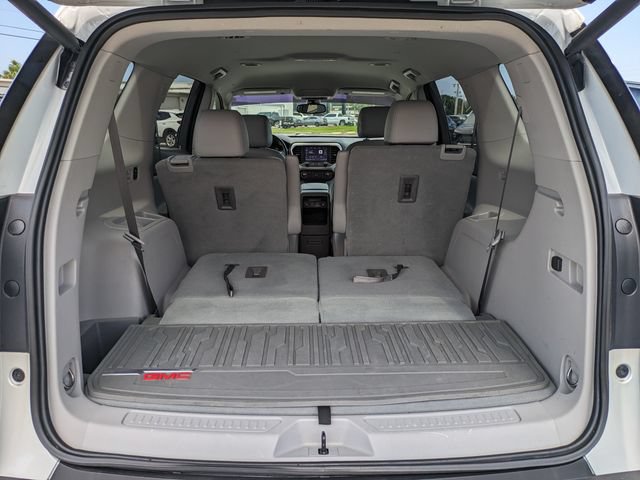 Used 2020 GMC Acadia SLT w/ Driver Alert Package II FWD image 13