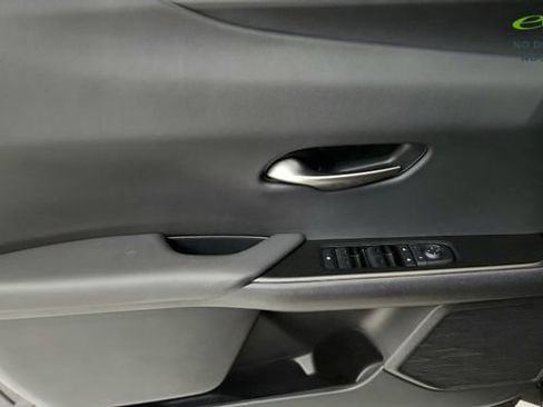 Used 2025 Lexus UX 300h FWD image 50