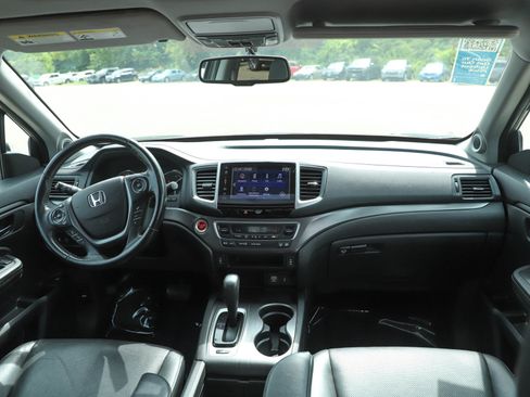 Used 2019 Honda Ridgeline RTL-T image 13