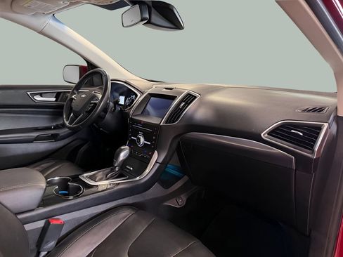 Used 2017 Ford Edge Titanium w/ Equipment Group 302A FWD image 34