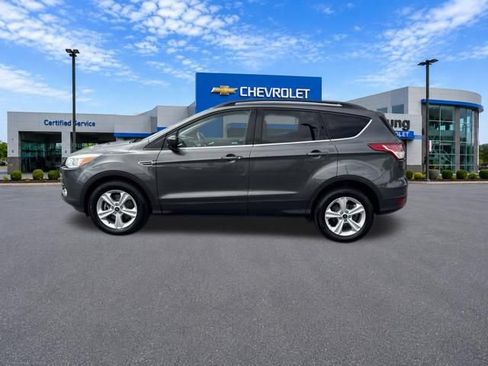 Used 2015 Ford Escape SE w/ Equipment Group 201A AWD/4WD image 4
