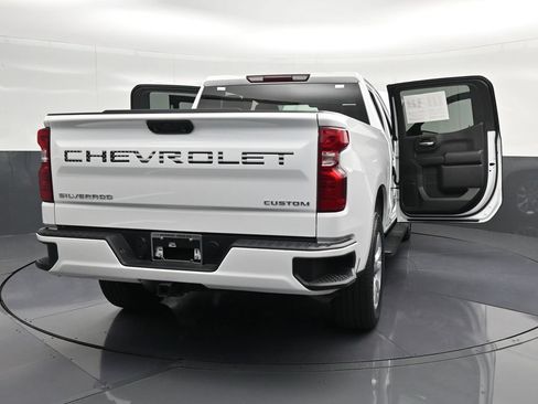 Used 2024 Chevrolet Silverado 1500 Custom RWD image 30