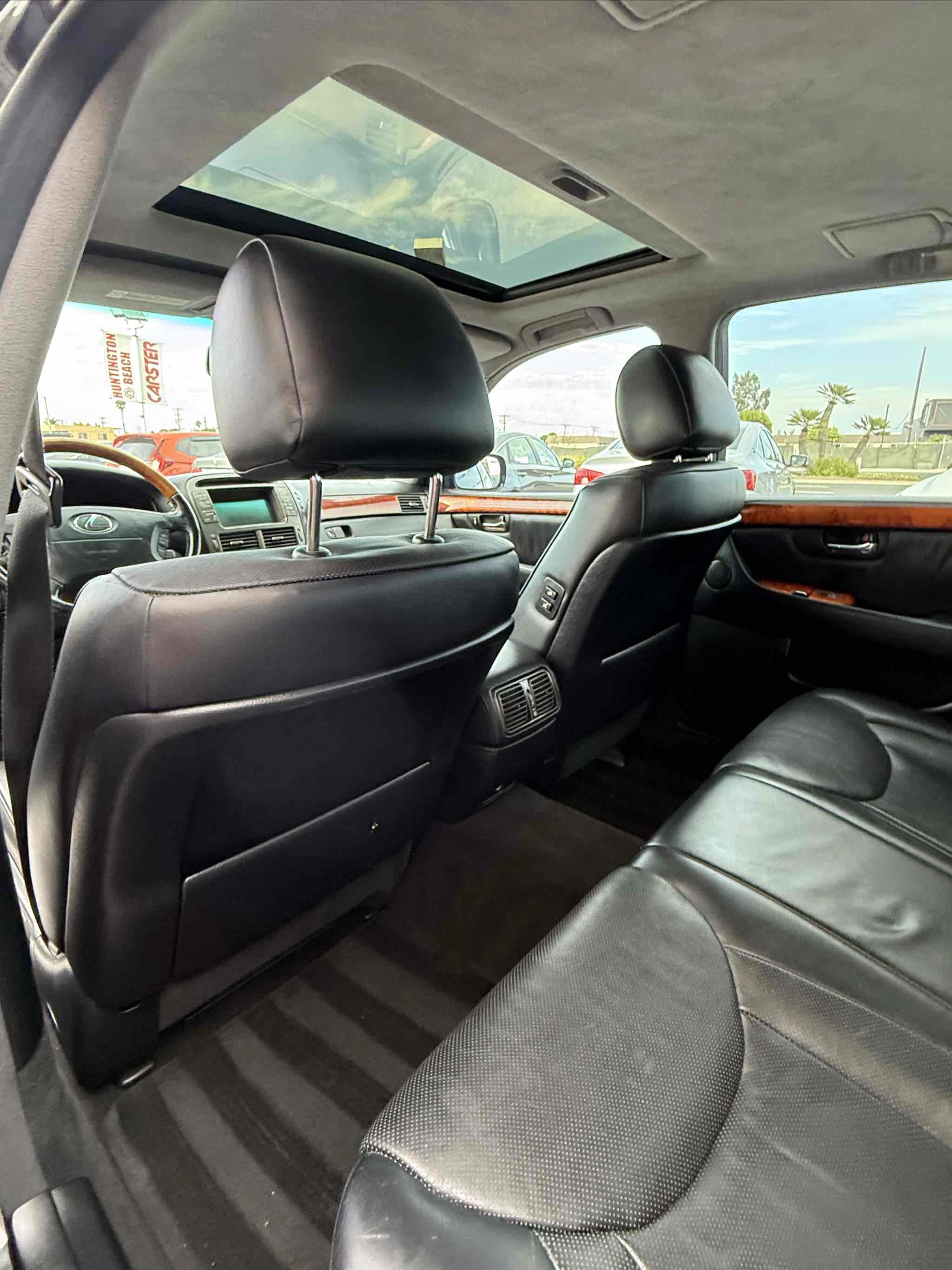 Used 2005 Lexus LS 430 RWD image 30