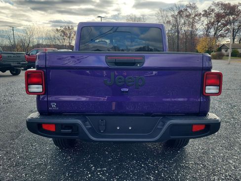 New 2026 Jeep Gladiator Sport image 6