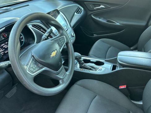 Used 2023 Chevrolet Malibu LT image 10