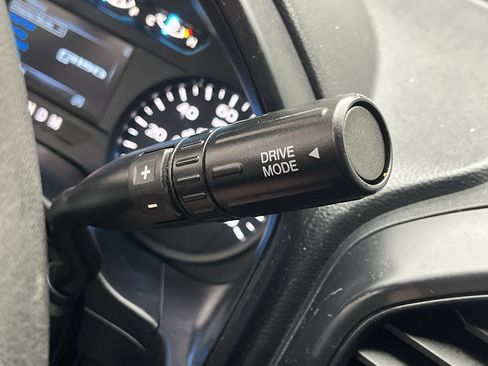 Used 2018 Ford F150 XL w/ Equipment Group 101A Mid AWD/4WD image 22