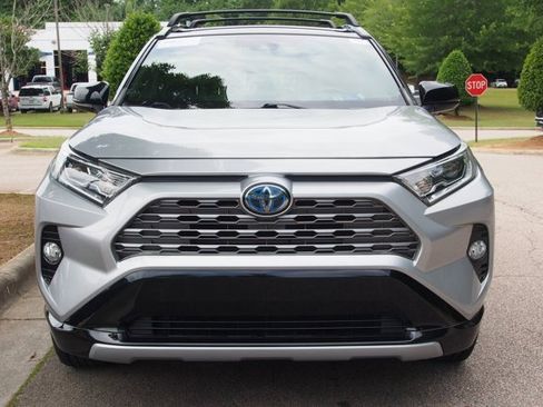 Used 2019 Toyota RAV4 XSE w/ XSE Weather Package AWD/4WD image 2