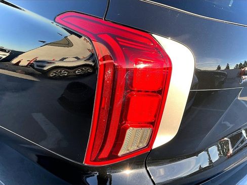 Used 2022 Hyundai Palisade Limited image 21