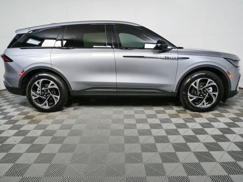 Used 2025 Lincoln Nautilus Premier w/ Jet Appearance Package AWD/4WD image 25