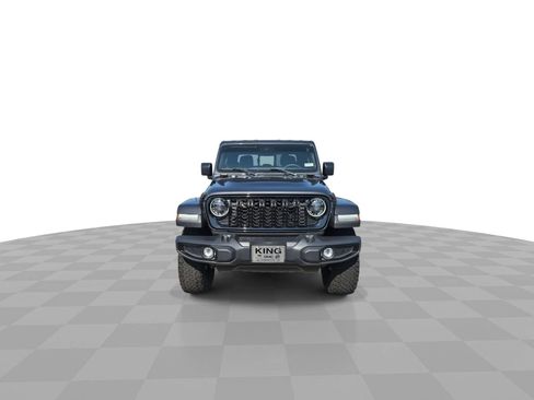 Used 2024 Jeep Gladiator Sport AWD/4WD image 3