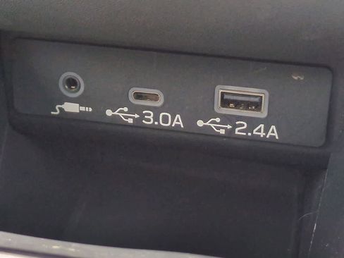 Used 2023 Subaru Outback Onyx Edition image 31