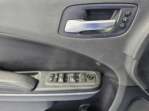 Used 2019 Dodge Charger SXT w/ Leather Interior Group RWD image 13