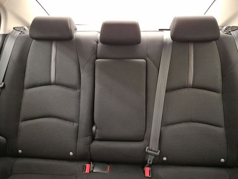 Used 2018 MAZDA MAZDA3 Sport w/ Preferred Equipment Package image 19