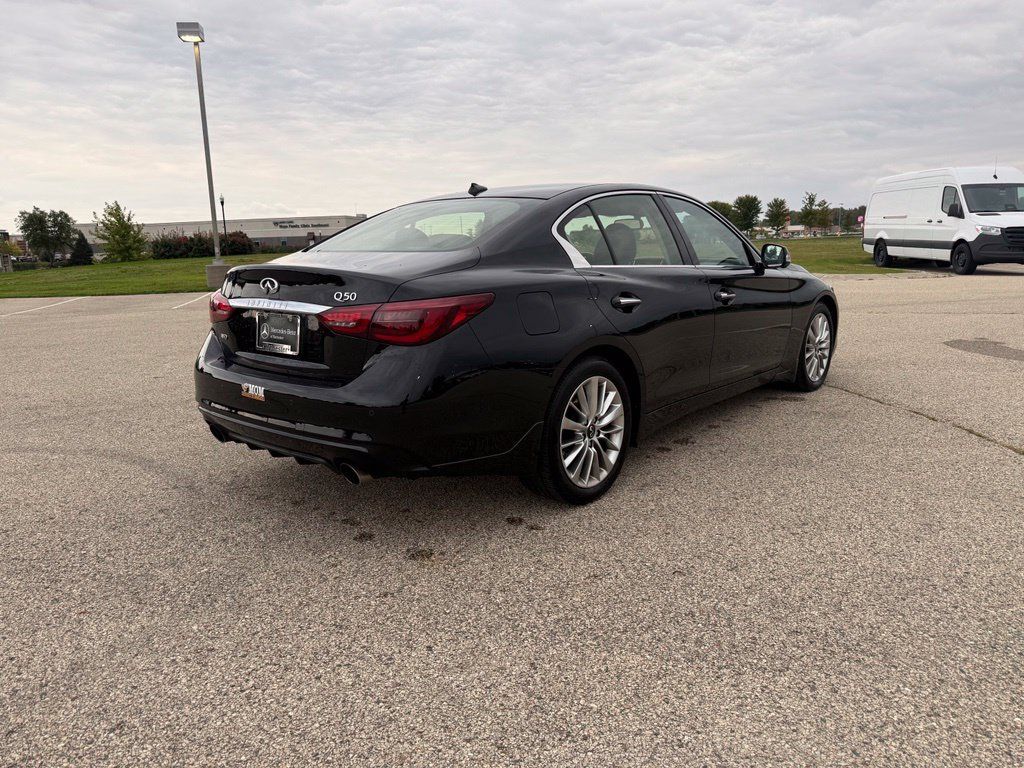 Used 2021 INFINITI Q50 Luxe w/ Seat & Sound Package AWD/4WD image 6