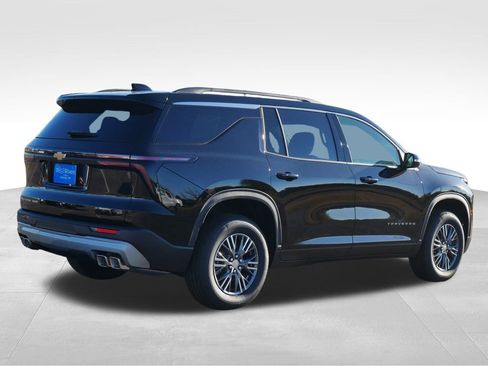 New 2026 Chevrolet Traverse LT w/ LPO, Floor Liner Package image 5