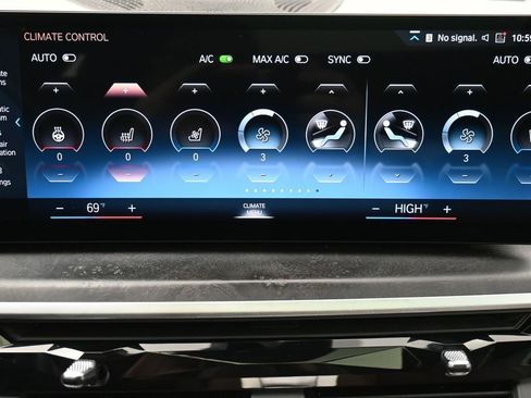 Used 2023 BMW X7 M60i w/ Executive Package image 14