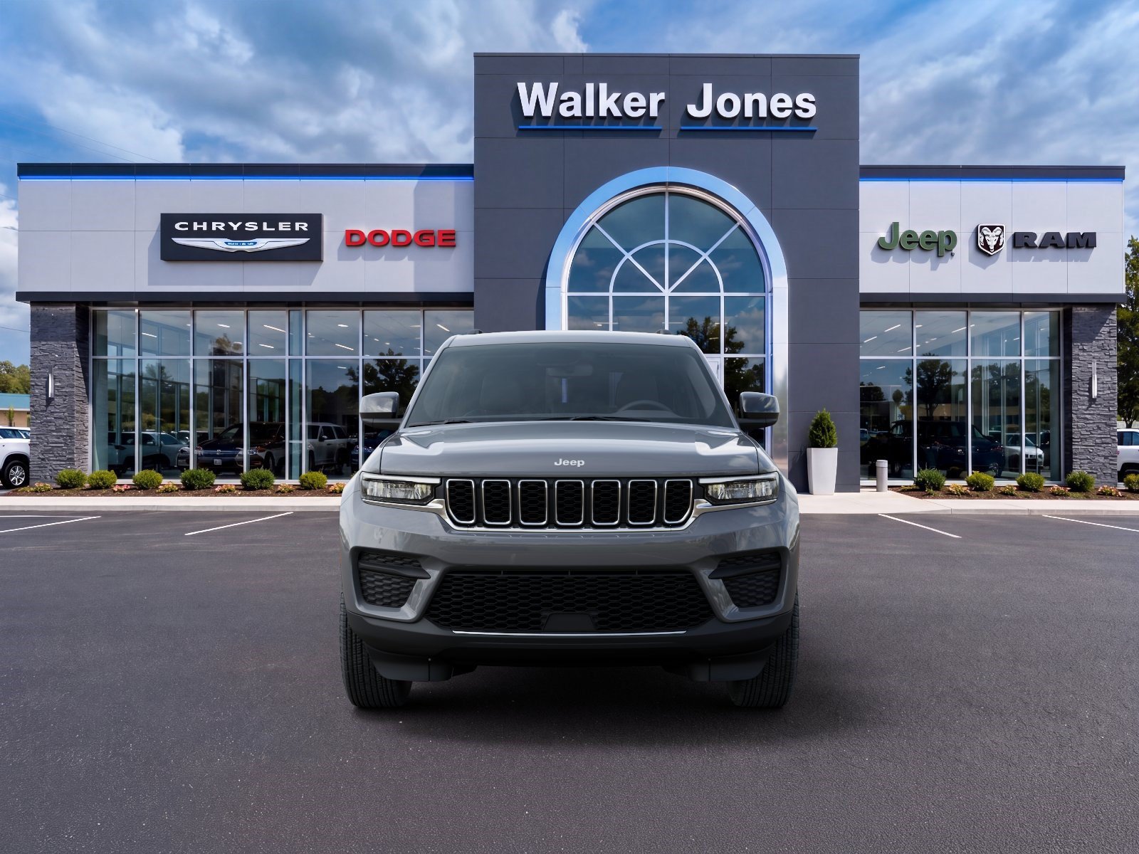 New 2027 Jeep Grand Cherokee Laredo X RWD image 6