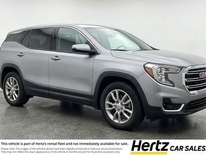 Used 2024 GMC Terrain SLT