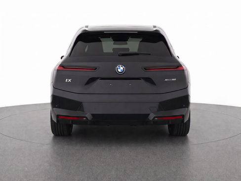 Certified 2024 BMW iX xDrive50 w/ Premium Package AWD/4WD image 4