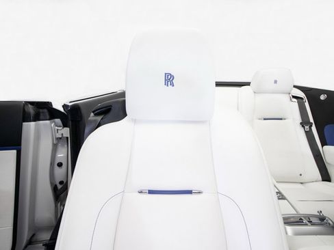 Used 2017 Rolls-Royce Dawn image 62