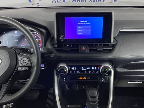 Used 2024 Toyota RAV4 XLE FWD image 13