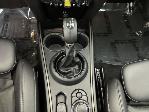 Used 2022 MINI Cooper Countryman SE w/ Premium Package image 23