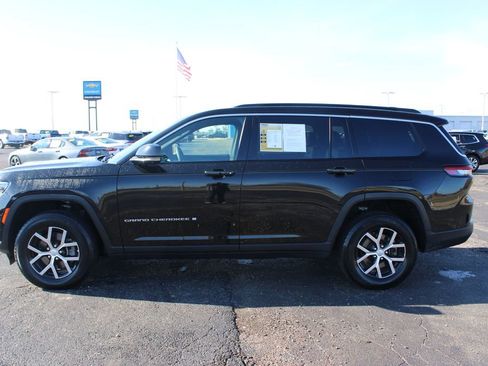 Used 2024 Jeep Grand Cherokee L Limited w/ Luxury Tech Group II image 6