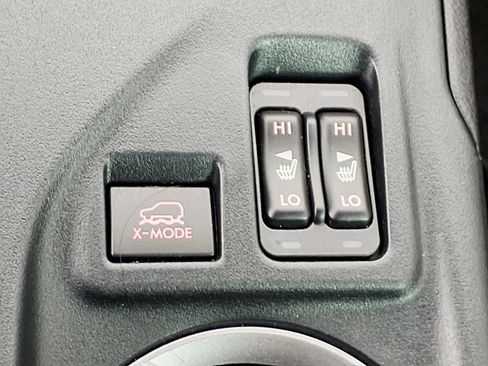 Used 2021 Subaru Crosstrek 2.5i Limited AWD/4WD image 22