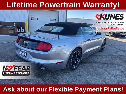 Used 2023 Ford Mustang Convertible RWD image 11