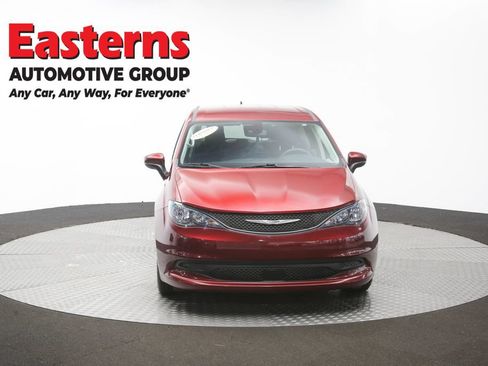 Used 2023 Chrysler Voyager LX FWD image 48