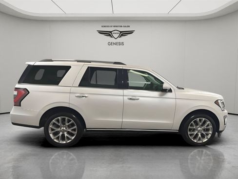 Used 2019 Ford Expedition Limited w/ Equipment Group 302A AWD/4WD image 6