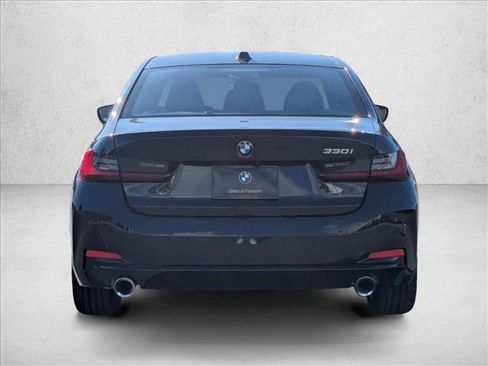 Used 2026 BMW 330i Sedan w/ Premium Package RWD image 8