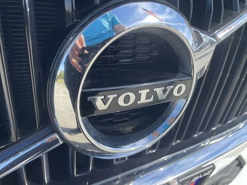 Used 2019 Volvo XC60 T5 Momentum w/ Premium Package image 31