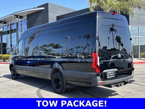 Used 2024 Mercedes-Benz Sprinter 3500 image 4