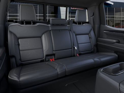New 2026 GMC Sierra 1500 AT4X w/ LPO, Black Badging Package image 17
