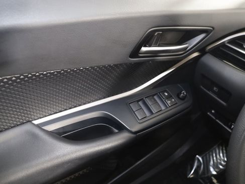 Used 2021 Toyota C-HR LE image 28